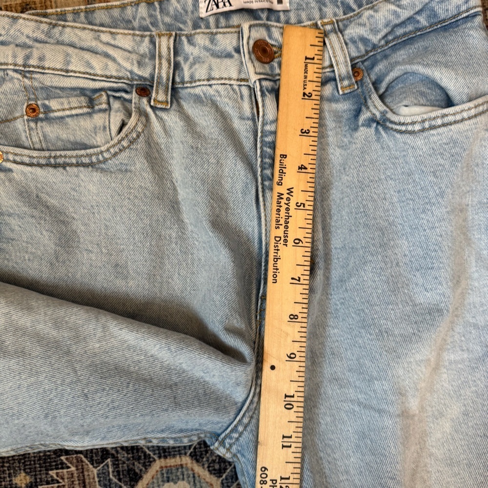 ZARA Light Wash High-Waisted Straight Denim Jeans Women’s Size 6 - Picture 11 of 12